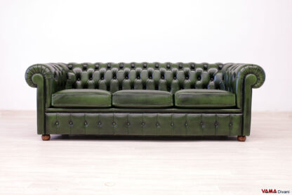 Divano Chesterfield verde inglese 3 posti in offerta e pronta consegna