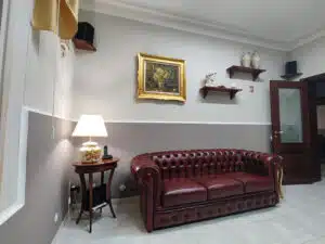 Divano Chesterfield 3 posti rosso antico recensione cliente di Siracusa