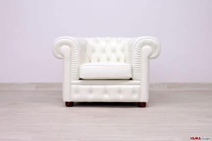 Poltrona Chesterfield bianca in pelle in pronta consegna