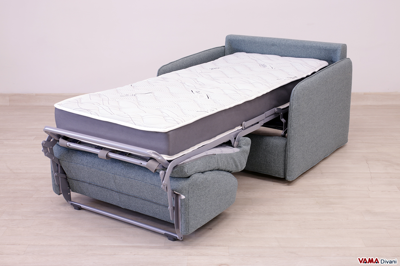 Poltrona letto con materasso singolo alto 18 cm - VAMA Divani