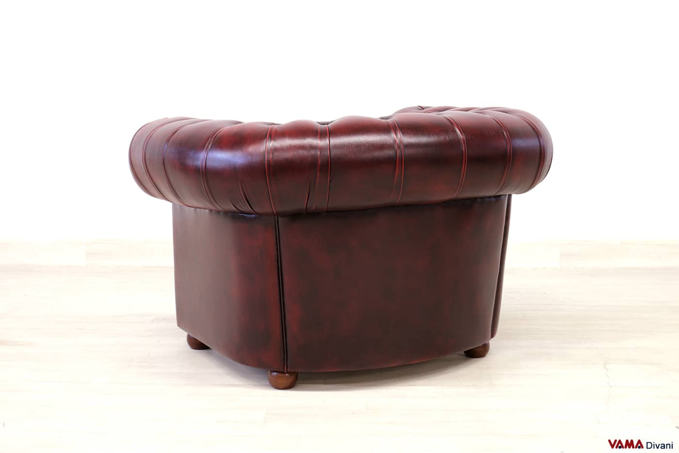 Retro della poltrona Chesterfield in offerta e in pronta consegna