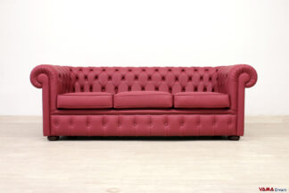 Divano Chesterfield 3 posti in pelle rossa opaca scura