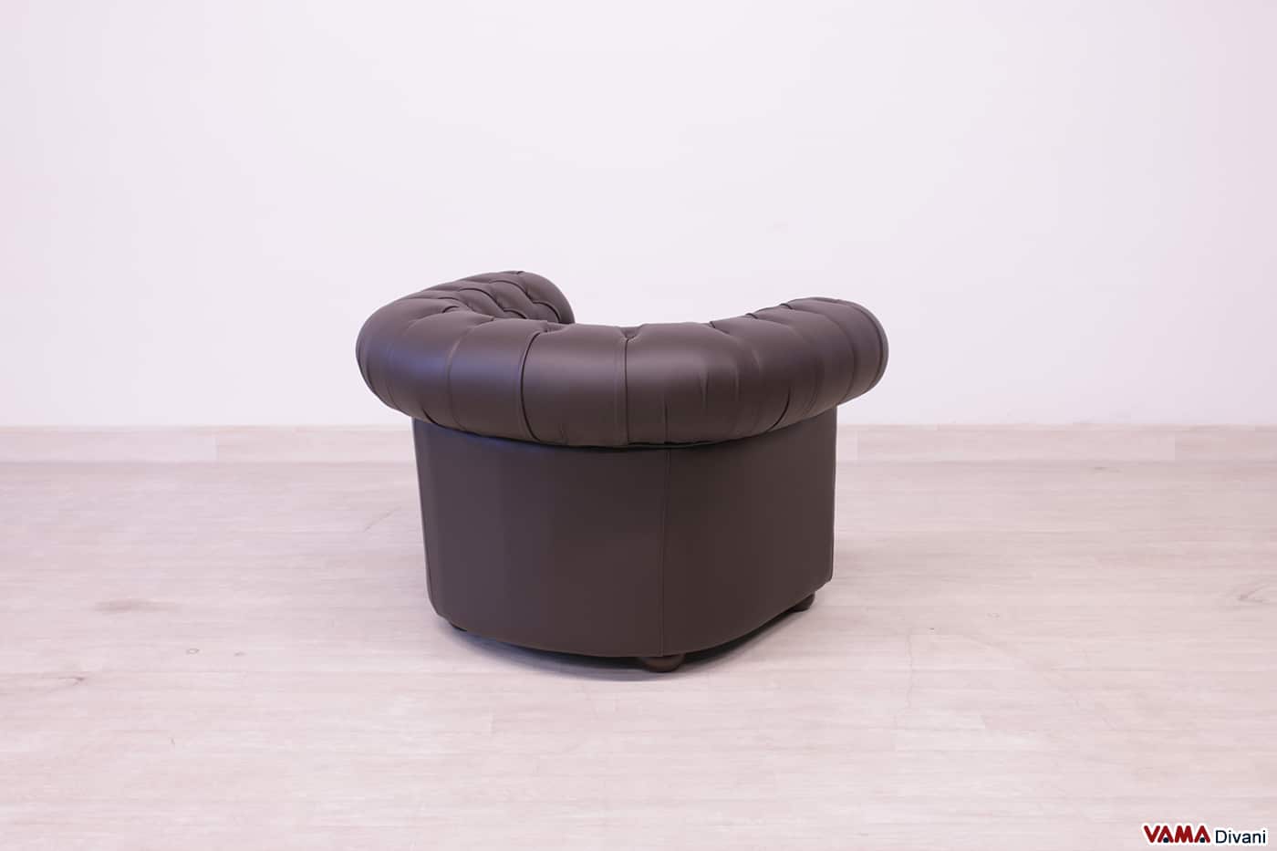 Retro della poltrona Chesterfield marrone cioccolato in pelle
