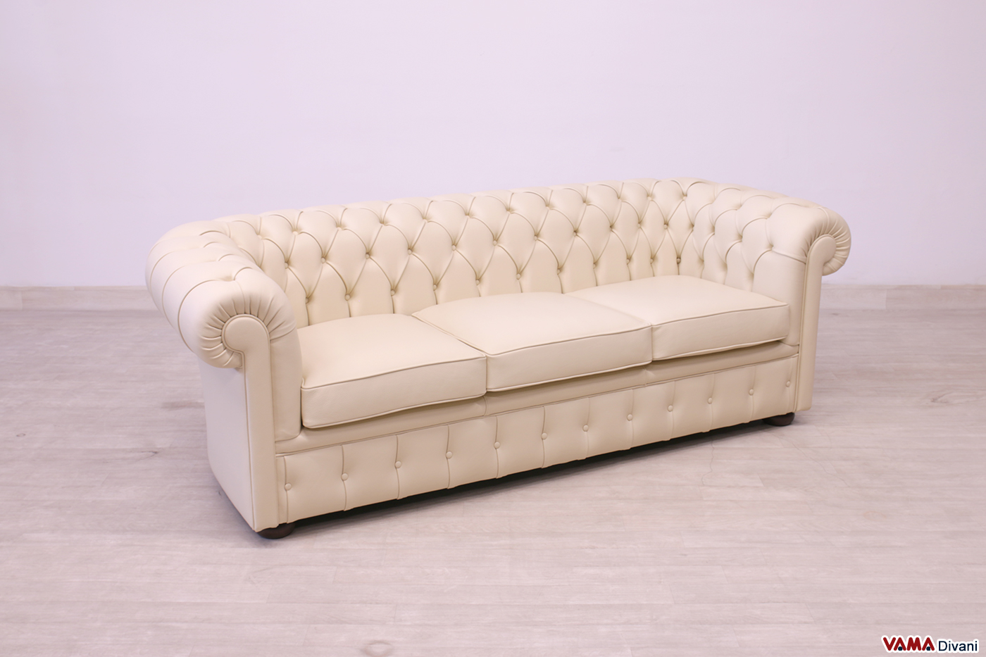 Divano Chesterfield 3 posti beige