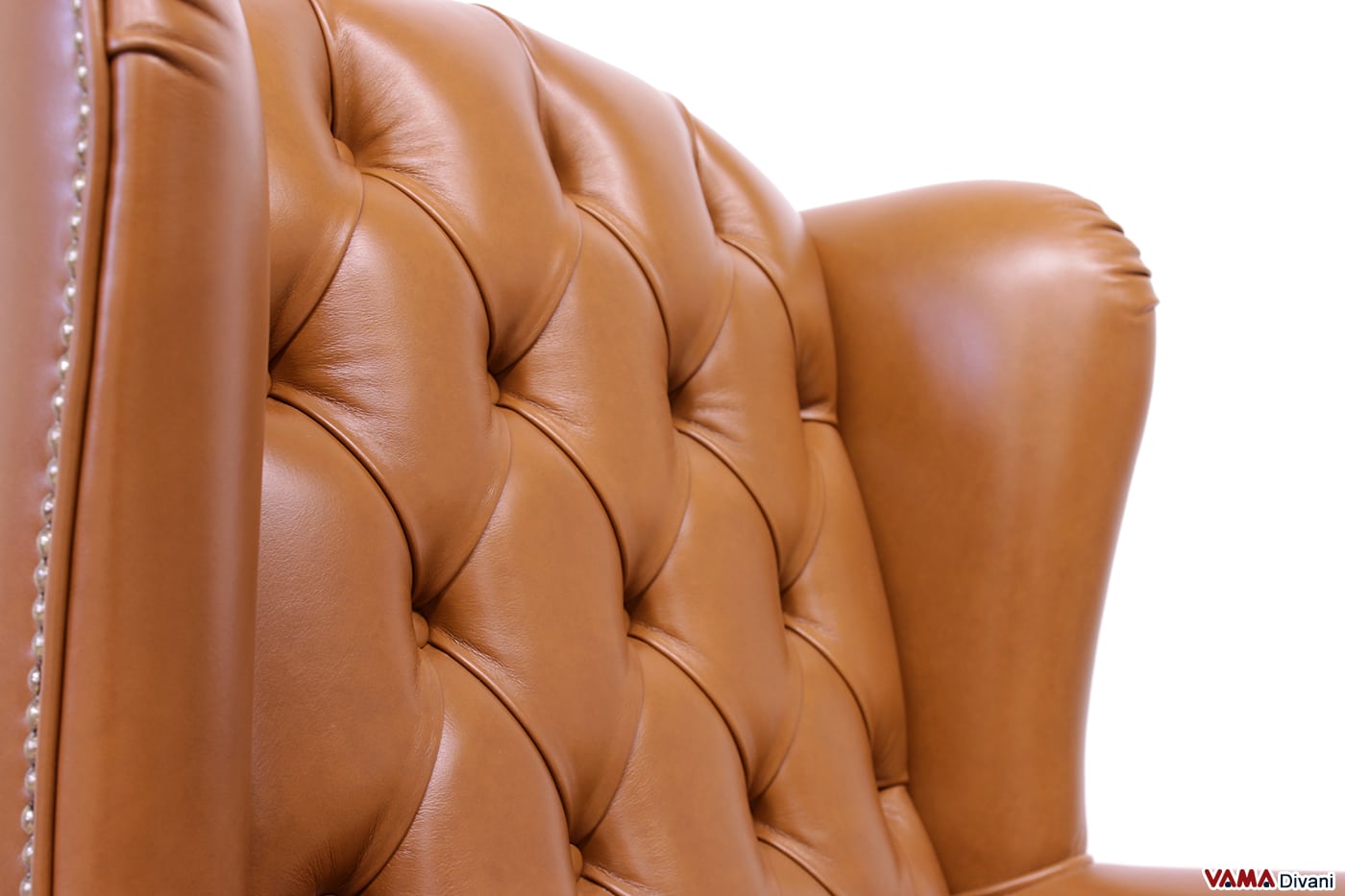 Schienale poltrona da ufficio in pelle marrone cognac con cuciture capitonné